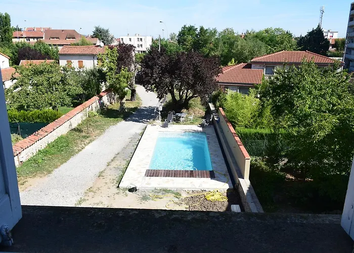 Clochi-clocha 3* Montbrison