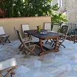 Πανσιόν Clochi-clocha 3*