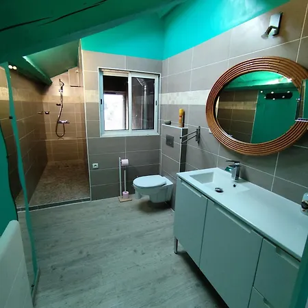 Clochi-clocha Guest house *