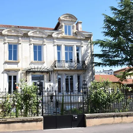 Guest house Clochi-clocha Montbrison